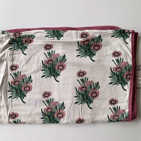 Kate Quinn Organics Pink Calendula Double Layer Baby Blanket - Picture 1 of 6
